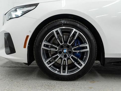 Used 2026 BMW 530i xDrive image 38