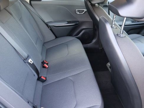 New 2025 Kia K4 LXS image 14