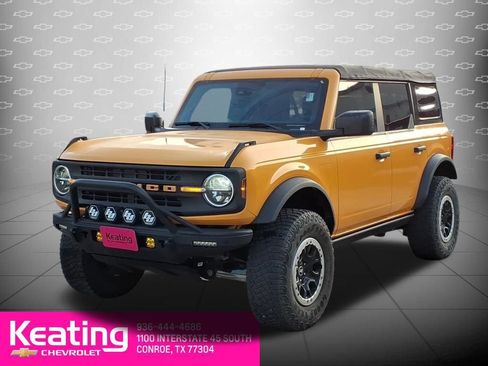Used 2022 Ford Bronco 4-Door AWD/4WD image 2