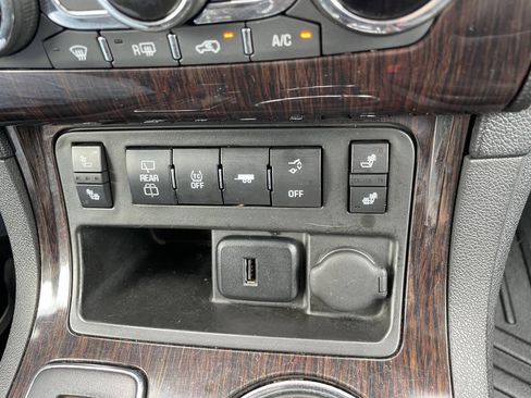 Used 2016 Chevrolet Traverse LT AWD/4WD image 22