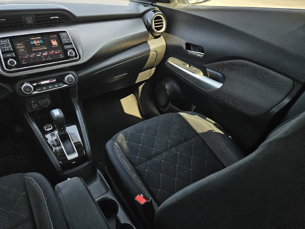 Certified 2019 Nissan Kicks SV FWD image 10
