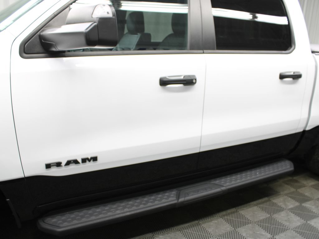 Used 2023 RAM 1500 Big Horn AWD/4WD image 44