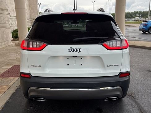 Used 2019 Jeep Cherokee Limited AWD/4WD image 4