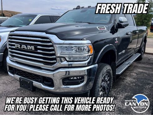 Used 2022 RAM 2500 Limited w/ Cold Weather Group AWD/4WD image 4