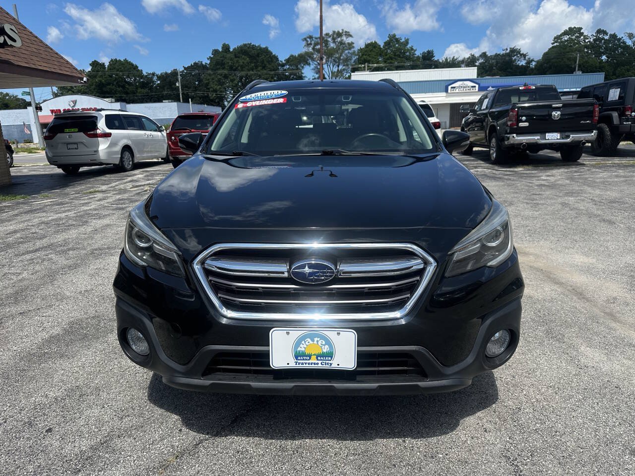 Used 2018 Subaru Outback 3.6R Touring AWD/4WD image 18