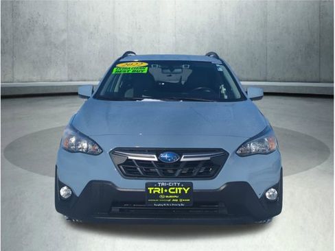 Used 2022 Subaru Crosstrek 2.0i Premium image 11