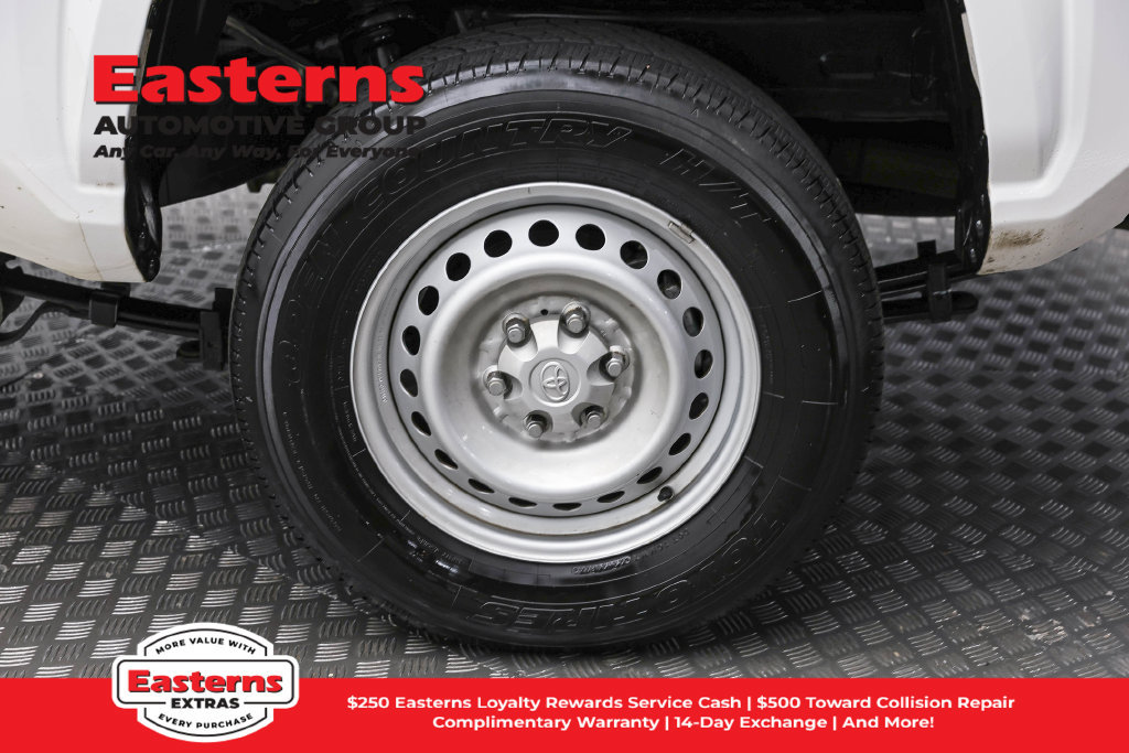 Used 2025 Toyota Tacoma SR RWD image 9
