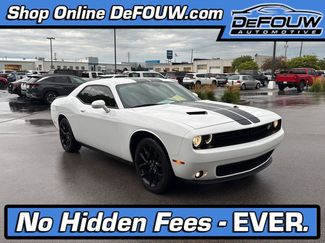 Used 2021 Dodge Challenger SXT w/ Blacktop Package RWD video 1