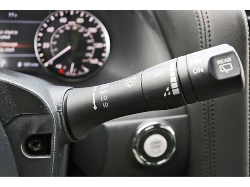 Used 2024 Nissan Armada SL w/ Midnight Edition Package image 19