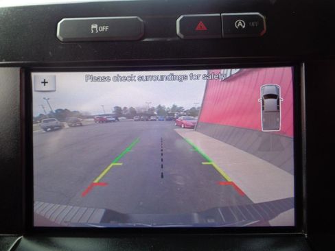 Used 2017 Ford F150 Lariat w/ Equipment Group 502A Luxury image 13