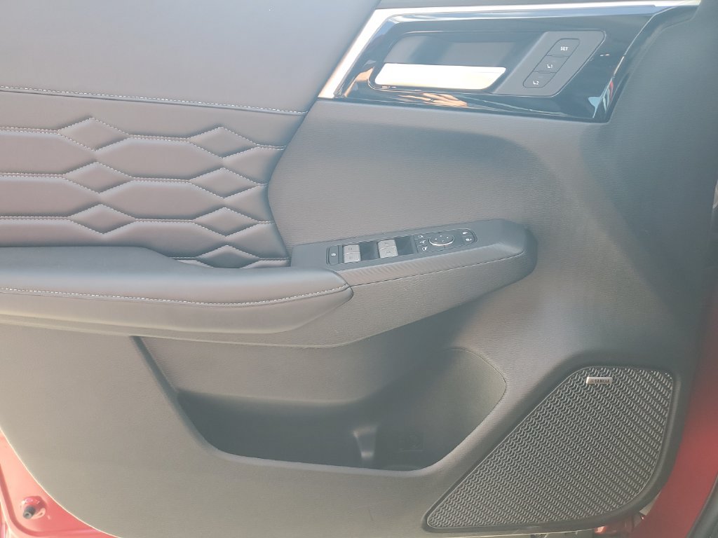 Used 2025 Mitsubishi Outlander SEL FWD image 20