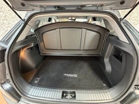 Certified 2023 Hyundai Kona SEL FWD image 11