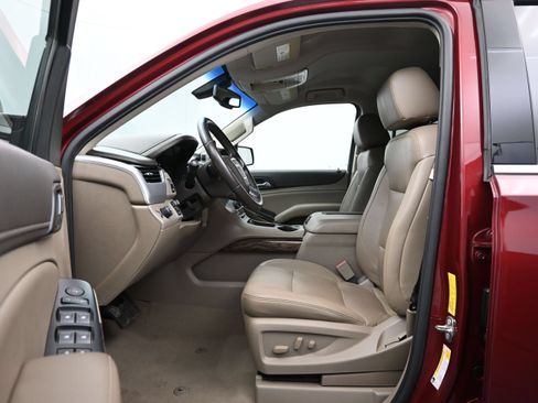 Used 2019 GMC Yukon SLE w/ Convenience Package RWD image 10