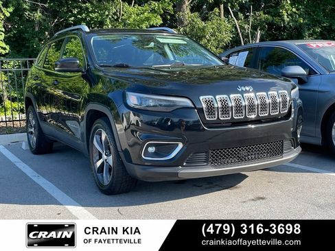 Used 2019 Jeep Cherokee Limited FWD image 1