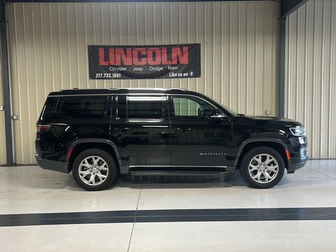 Used 2022 Jeep Wagoneer Series II image 5