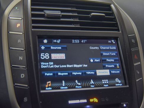 Used 2019 Lincoln MKC Black Label image 7