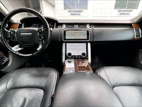 Used 2020 Land Rover Range Rover HSE image 22