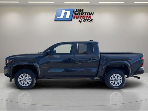New 2026 Toyota Tacoma SR image 8