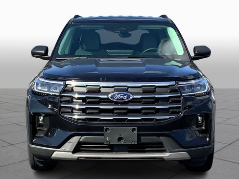 New 2025 Ford Explorer Active w/ Active Comfort Package image 3