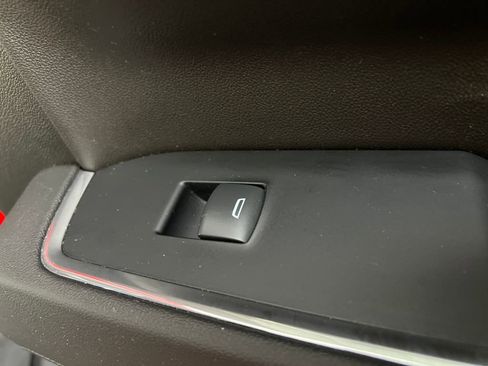 Used 2023 Chevrolet Silverado 1500 LT image 20