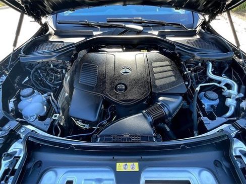 Certified 2025 Mercedes-Benz GLC 300 4MATIC image 33