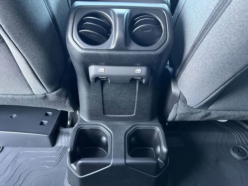 New 2025 Jeep Gladiator Sport AWD/4WD image 21