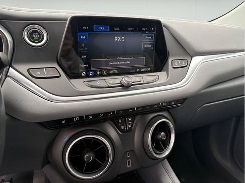 Used 2020 Chevrolet Blazer LT FWD image 10