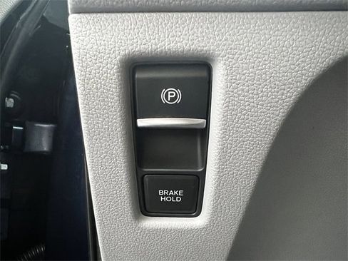 Used 2019 Honda Odyssey LX image 19