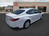 Used 2025 Toyota Camry LE image 5