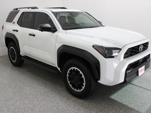Used 2025 Toyota 4Runner TRD Off-Road Premium w/ Tow Technology Package AWD/4WD image 4