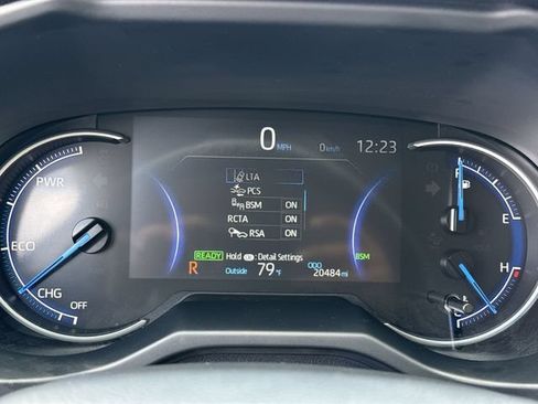 Used 2025 Toyota RAV4 LE AWD/4WD image 25