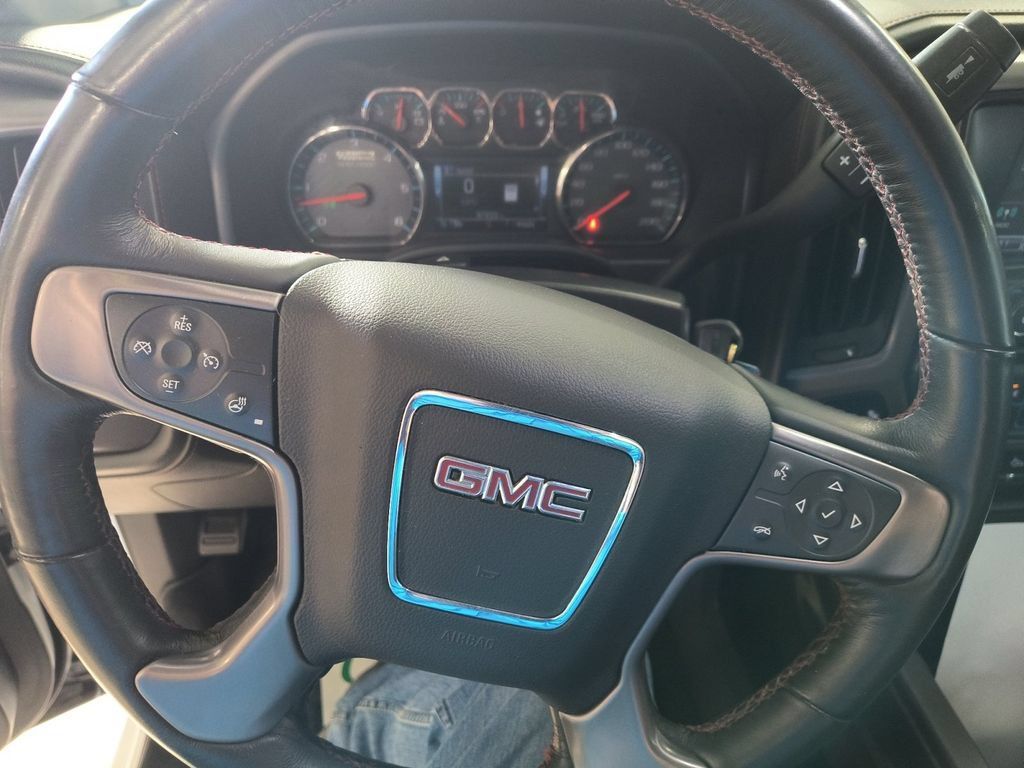 Used 2018 GMC Sierra 1500 SLT AWD/4WD image 13