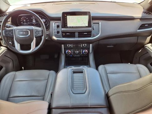 Used 2022 GMC Yukon SLT w/ SLT Luxury Package AWD/4WD image 11