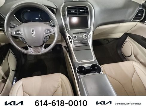 Used 2018 Lincoln MKX Reserve w/ Driver Assistance Package image 17