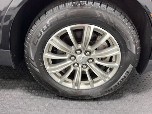 Used 2018 Cadillac XT5 Luxury w/ Driver Awareness Package FWD image 24