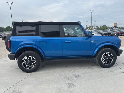 Used 2022 Ford Bronco Outer Banks image 7