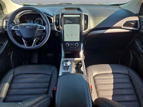 Certified 2024 Ford Edge SEL w/ Convenience Package AWD/4WD image 9