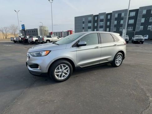 Used 2022 Ford Edge SEL image 4