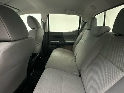 Certified 2023 Toyota Tacoma SR5 AWD/4WD image 10