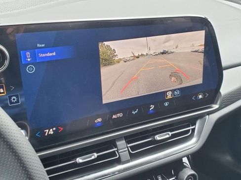 New 2026 Chevrolet Equinox EV LT FWD image 17