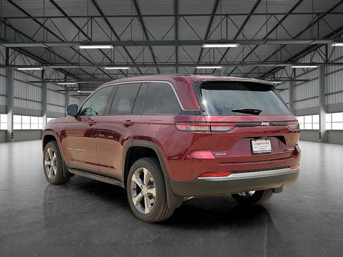 New 2026 Jeep Grand Cherokee Limited AWD/4WD image 3
