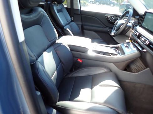 New 2025 Lincoln Aviator Reserve w/ Luxury Package image 11