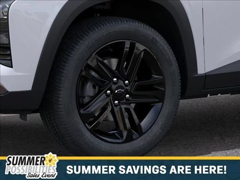 New 2026 Chevrolet Trax ACTIV w/ Sunroof Package FWD image 9