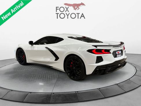 Used 2023 Chevrolet Corvette Stingray Coupe w/ 1LT RWD image 3