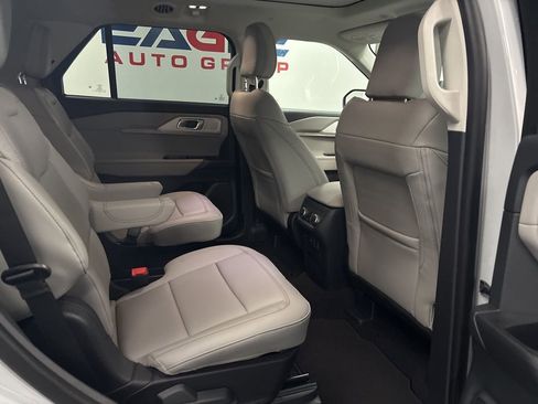 New 2026 Ford Explorer Active w/ Active Comfort Package image 31