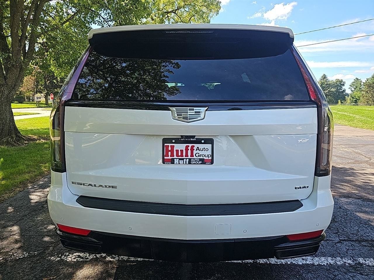 Used 2024 Cadillac Escalade Sport w/ Touring Package AWD/4WD image 7