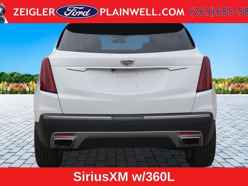 Used 2024 Cadillac XT5 Premium Luxury AWD/4WD image 4