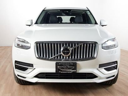 Used 2025 Volvo XC90 T8 Ultra w/ Lounge Package