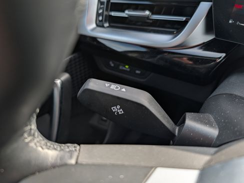 Certified 2025 BMW X1 xDrive28i w/ Technology Package image 28