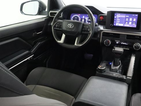 Certified 2024 Toyota Tacoma TRD Off-Road AWD/4WD image 30